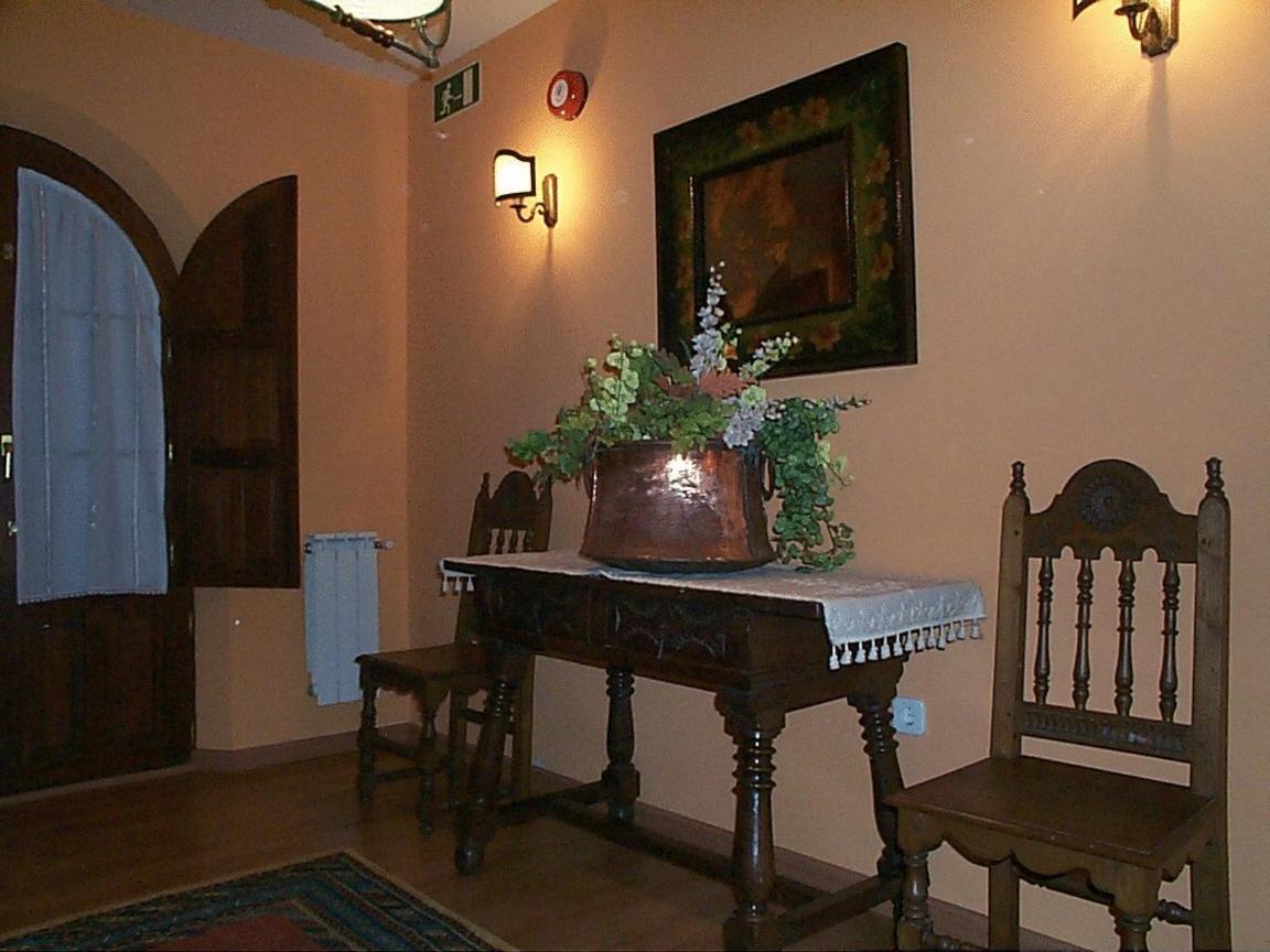 Posada De La Abadia - Adults Only Santillana del Mar Kültér fotó