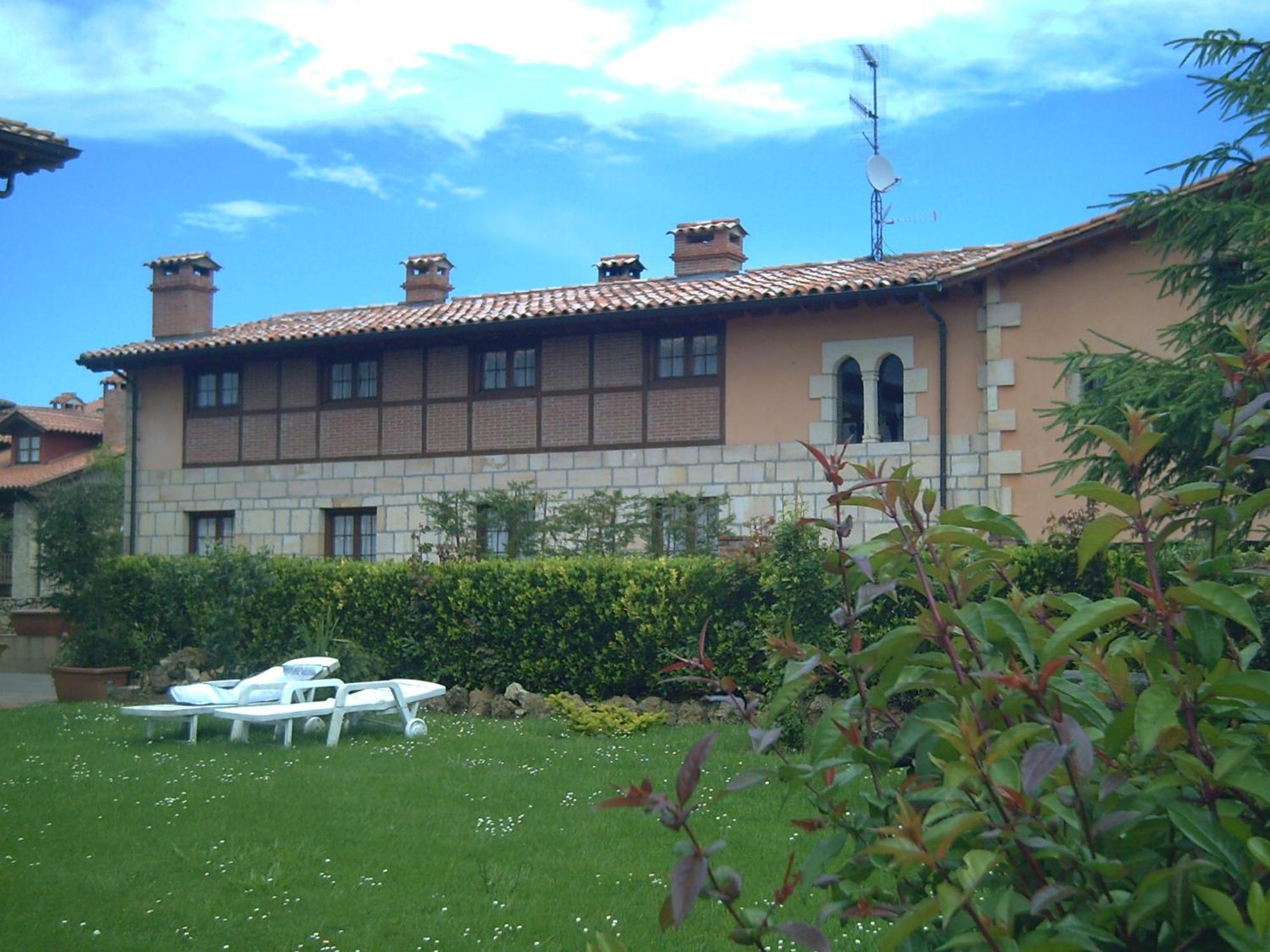 Posada De La Abadia - Adults Only Santillana del Mar Kültér fotó